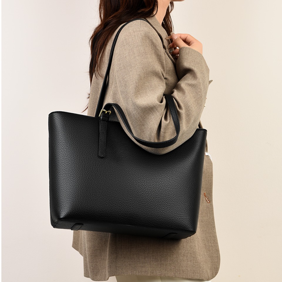 กระเป๋าสะพายไหล่ผู้หญิงสีพื้น  - Women Bags On Sale บทวิจารณ์และราคา