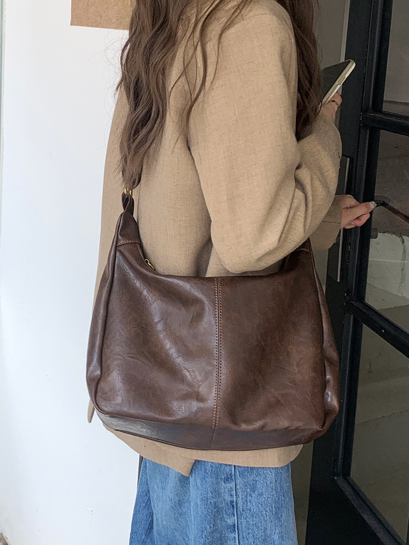 กระเป๋าโท้ทวินเทจ Maillard ฤดู - Women Bags 2026 Trends บทวิจารณ์และราคา